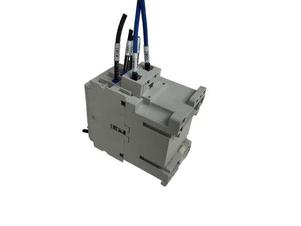 ALLEN-BRADLEY 100-C23E*10 IEC/EN INDUSTRIAL CONTACTOR 32A 690V - PREOWNED