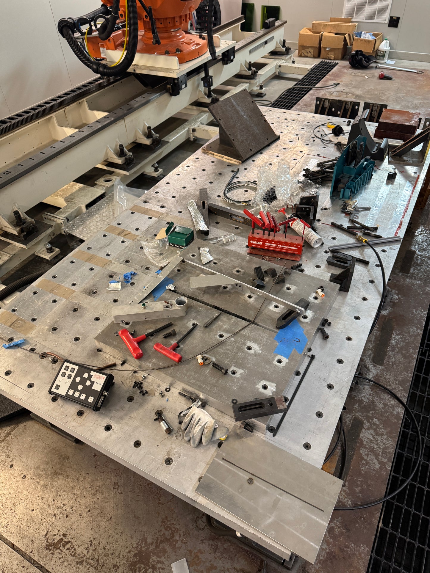 ABB LASER WELDING ROBOT SYSTEM IRB-6600-M-2004 + IPG LASER YLS-15000 -