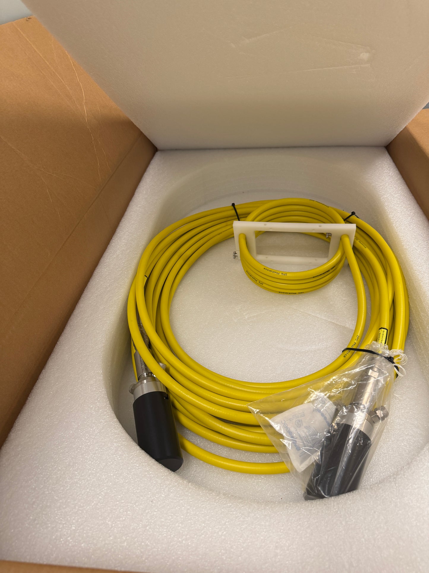 ABB LASER WELDING ROBOT SYSTEM IRB-6600-M-2004 + IPG LASER YLS-15000 -