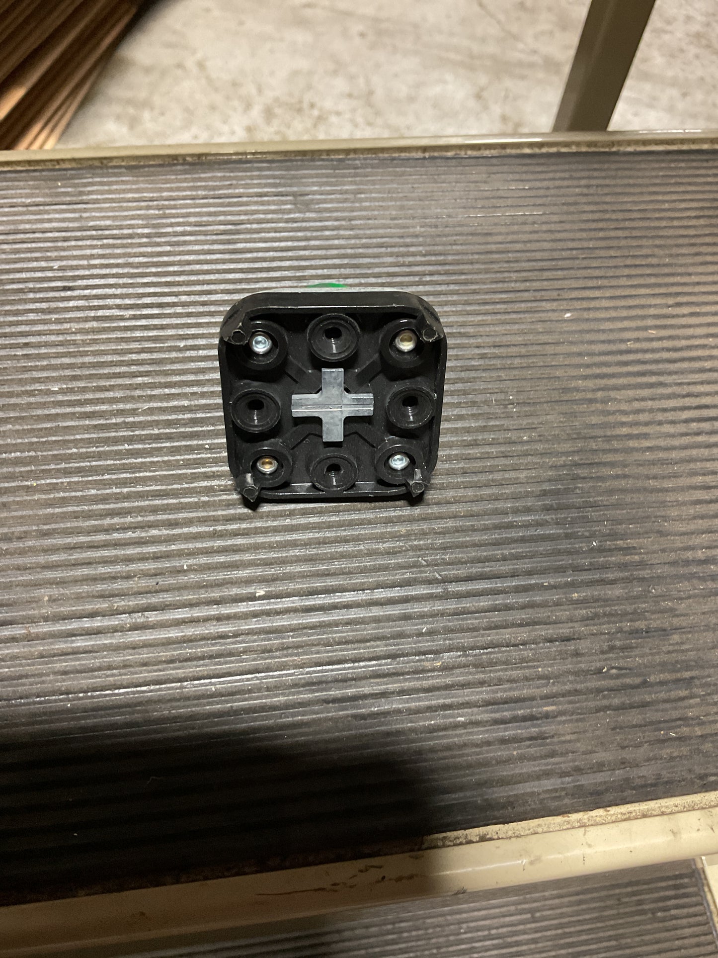 AB ALLEN BRADLEY 800T-B GREEN PUSH BUTTON -NOS