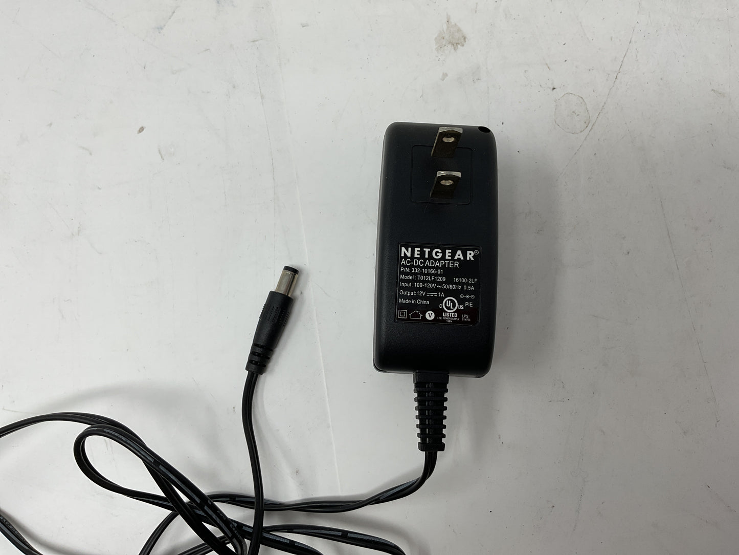 NETGEAR AC DC ADAPTER 332-10166-01- PREOWNED