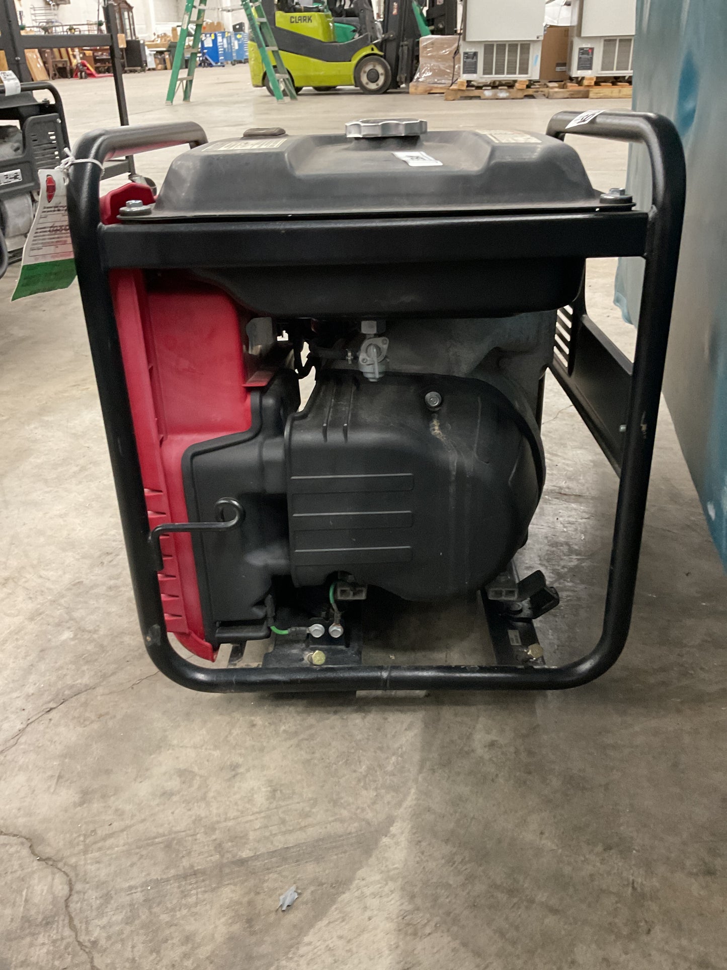 HONDA EG2800I 120V 2800W PORTABLE INVERTER GENERATOR GAS - PREOWNED