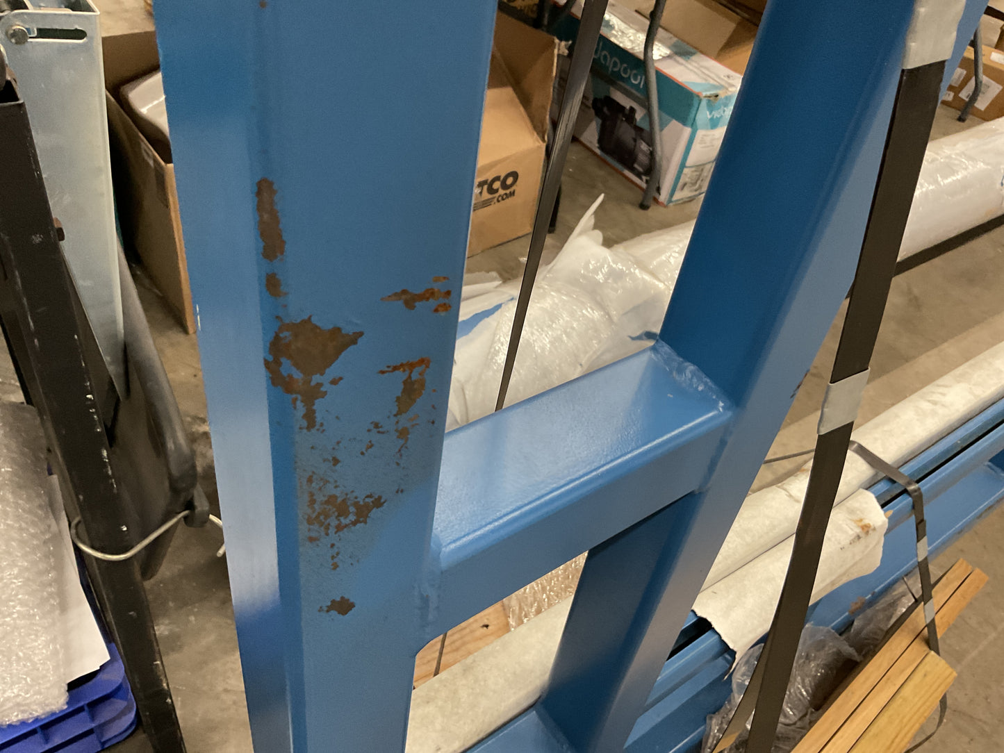 GORBEL LIFT ENCLOSED TRACK JIB CRANE UPRIGHT AND CROSSBEAMS 16’ - FOR PARTS