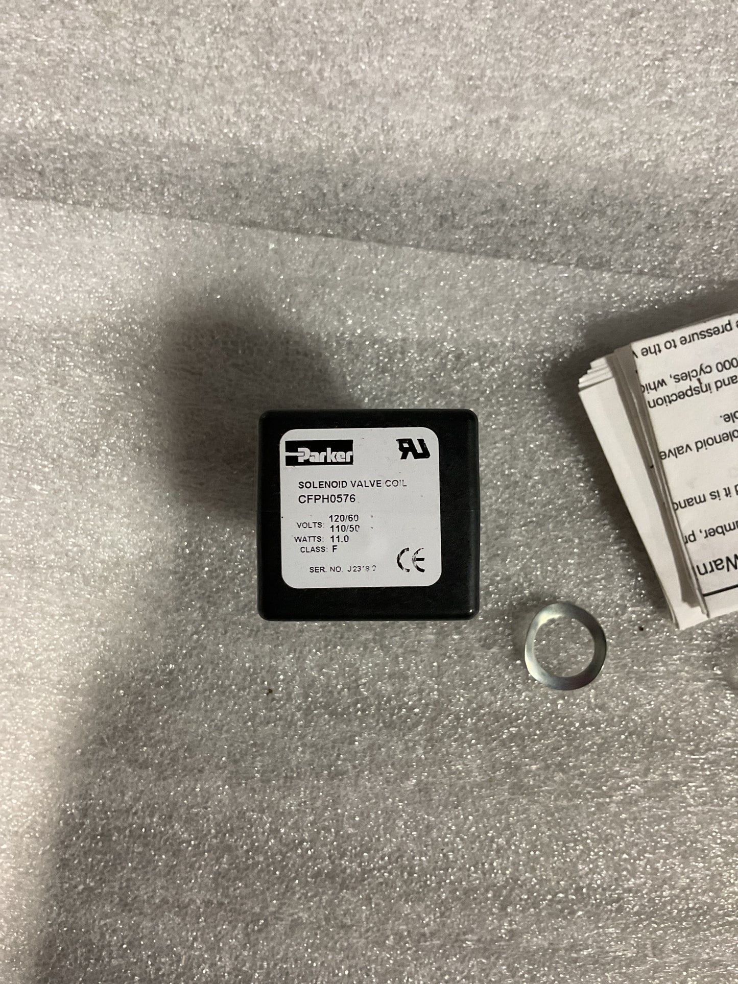 PARKER SOLENOID VALVE COIL CFPH0576 00-892132 - NOS
