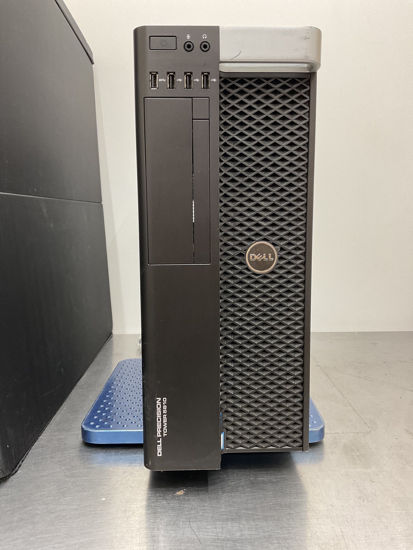 DELL PRECISION 5810 QUADCORE XEON 16GB QUADRO K2200 - PREOWNED