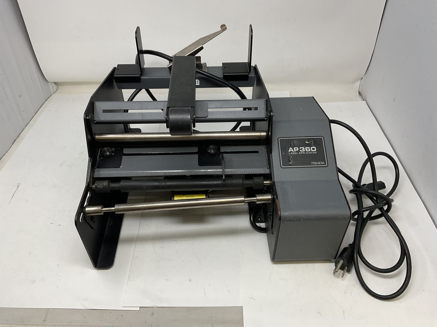 PRIMERA LABEL APPLICATOR AP360 -PREOWNED