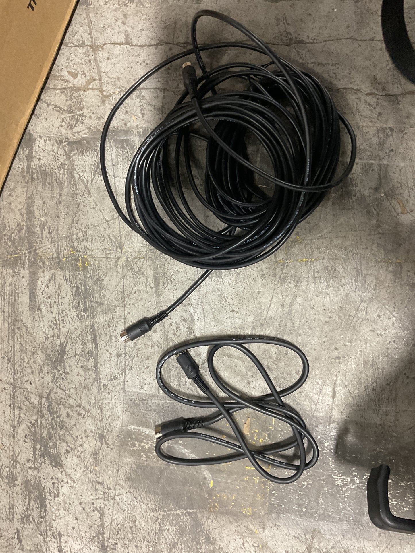 VINTAGE ADAM 4-LIGHT (4-PAR) STAGE LIGHTING, TRIPOD, ACCESSORIES - PREOWNED