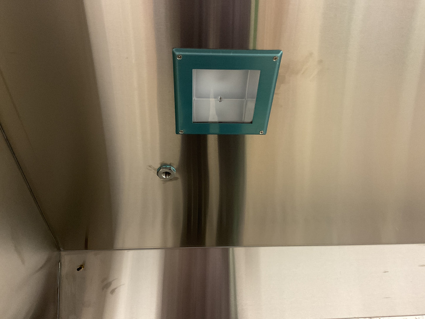 HALTON COMMERCIAL KITCHEN EXHAUST HOOD CAPTURE JET KVE-22 #15A- NEW