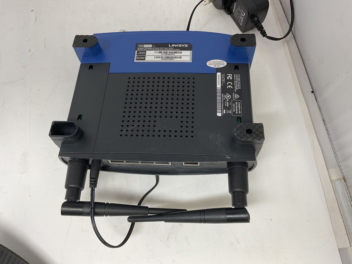 LINKSYS WIRELESS-G BROADBAND ROUTER WRT54GL - PREOWNED