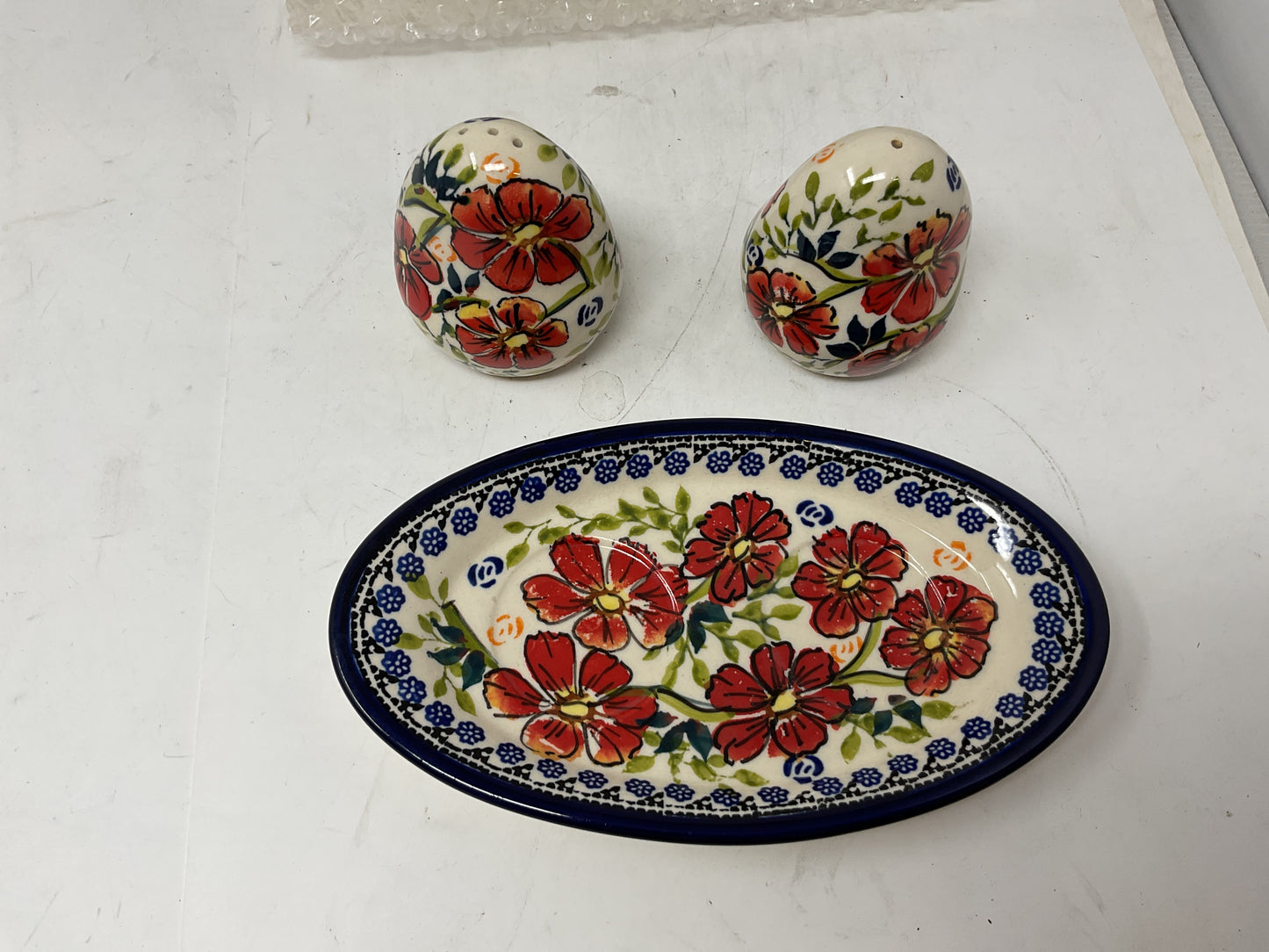 UNIKAT POLISH SALT PEPPER TRAY SET W/SIGNATURE -PREOWNED