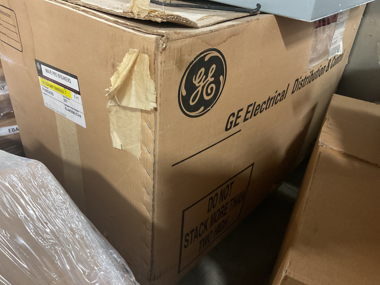 GE WAVE PRO BREAKER 1600A WPH-16 WE2GVQKF1XBBXX - NOS