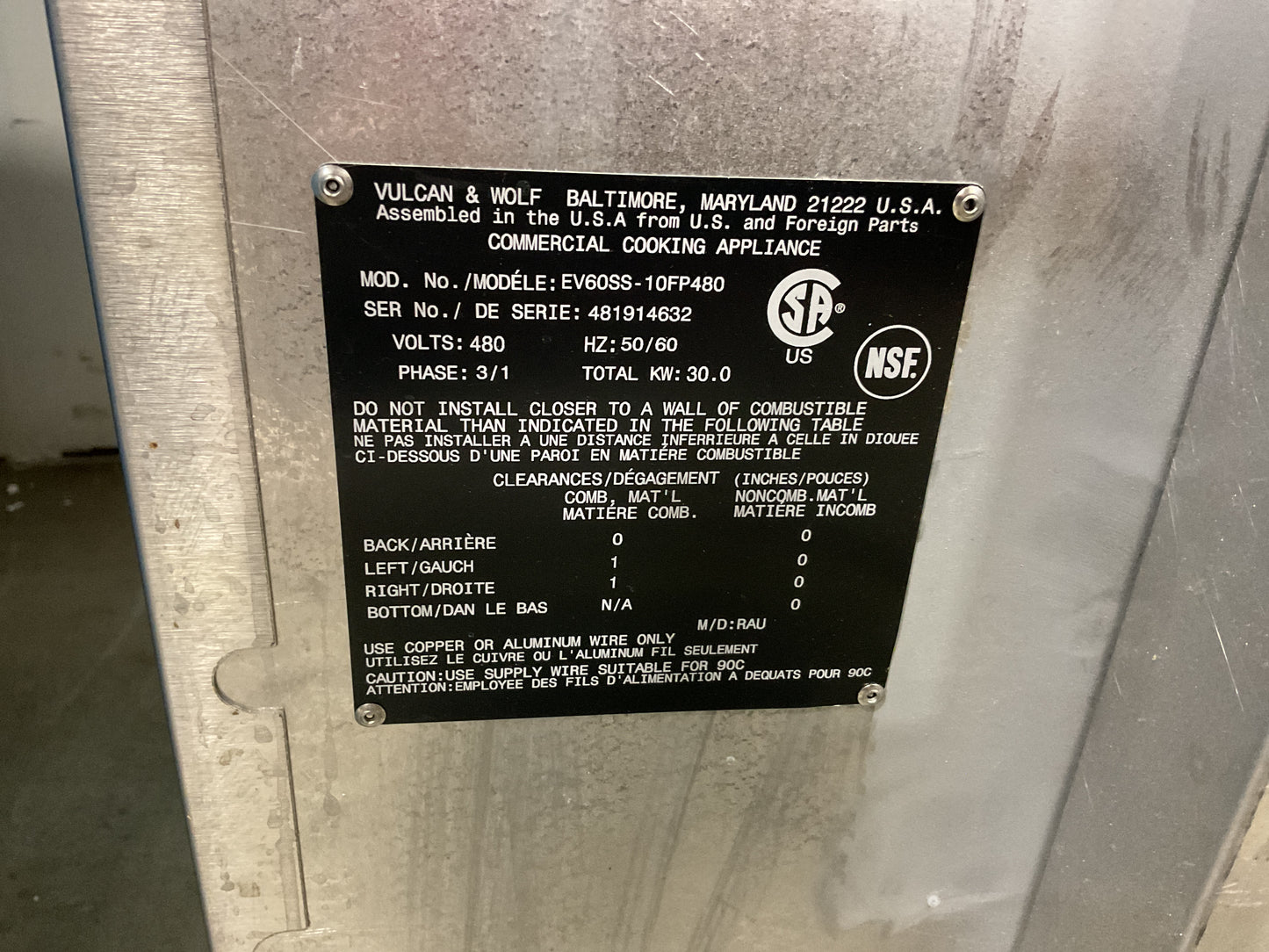 VULCAN ELECTRIC 60" RANGE 10 FRENCH PLATES W/ 2 OVENS EV60SS-10FP480- PREOWNED