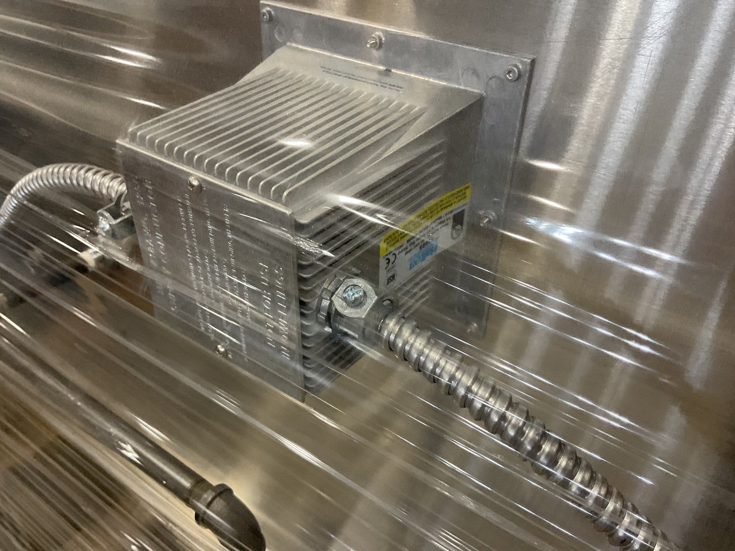 HALTON COMMERCIAL KITCHEN EXHAUST HOOD CAPTURE JET KVE-22 #15A- NEW