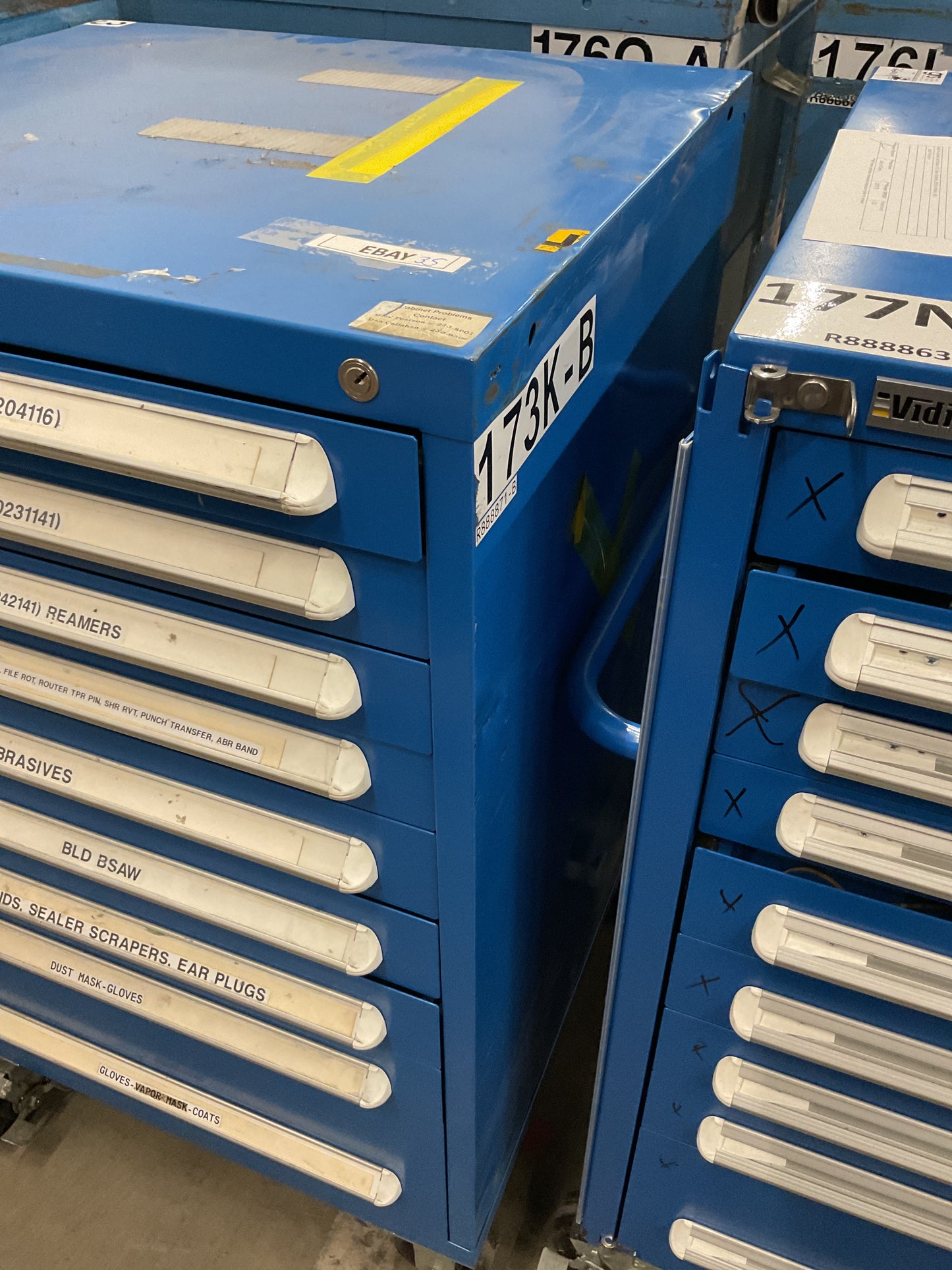VIDMAR WHEELED STORAGE CABINET TOOL BOX 9-DRAWER 45 X 28 X 50 STEEL BLUE USED 35