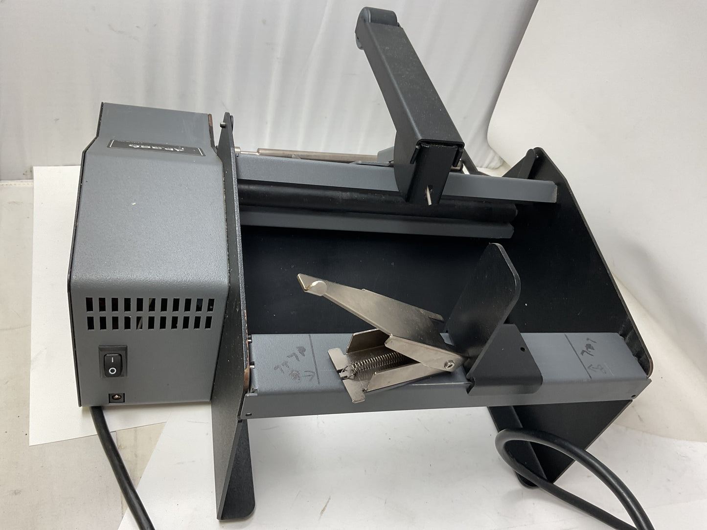 PRIMERA LABEL APPLICATOR AP360 -PREOWNED