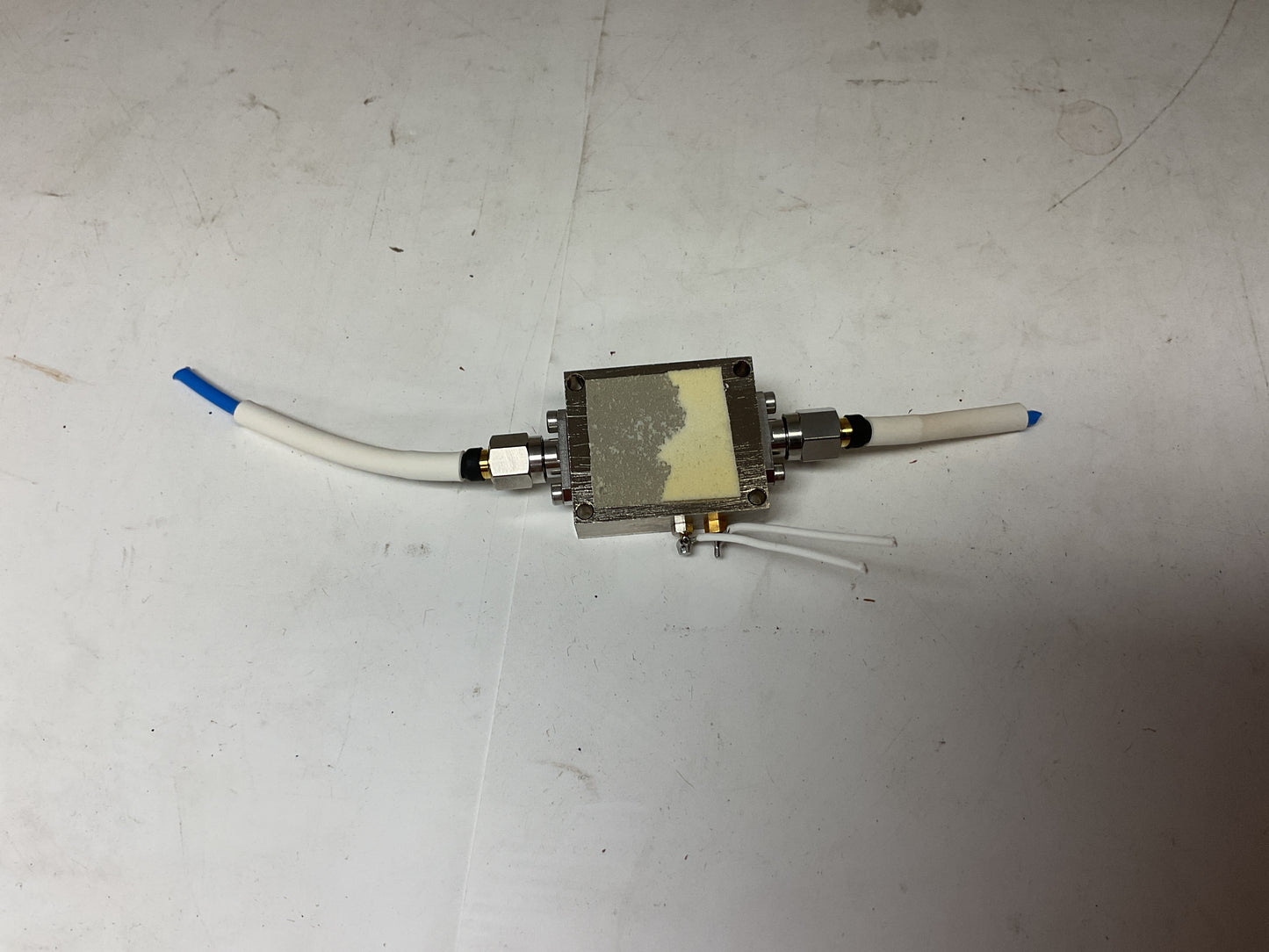 SLNA RF LOW-NOISE AMPLIFIER SLNA-180-14-30-SMA - PREOWNED
