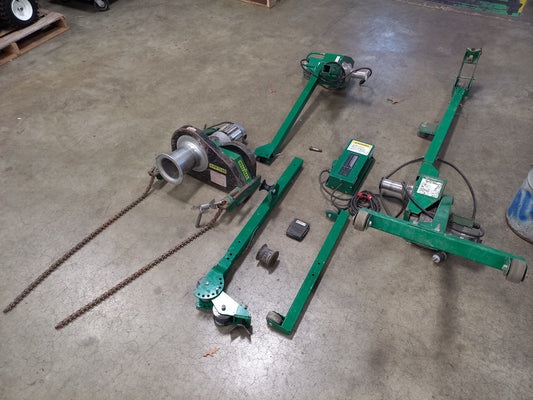 GREENLEE 2000 LB CABLE PULLER UT2 - PREOWNED