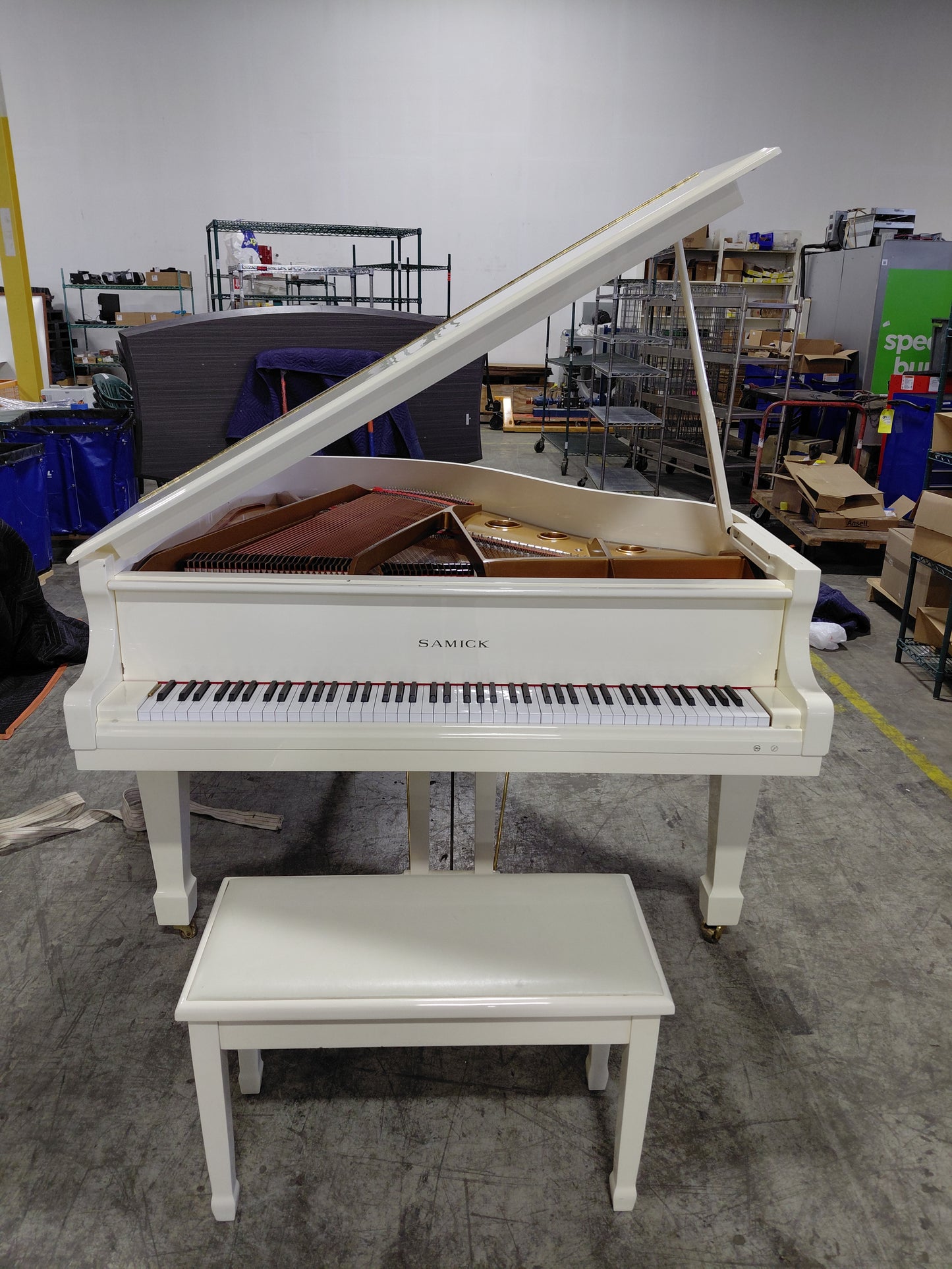 SAMICK BABY GRAND PIANO SG-155 CREAM/GOLD - PREOWNED