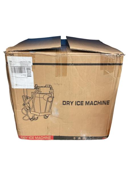 DRY ICE FOG MACHINE 3500W 110V BLASTING MACHINE -PREOWNED