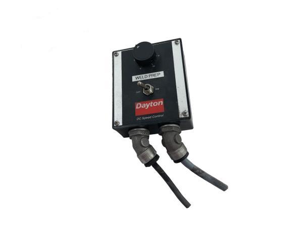 DAYTON DC SPEED CONTROL MODEL 4Z527H WITH INPUT VOLTAGE 120/240 VAC, OUTPUT VOLTAGE 0-90/180 VDC - PREOWNED