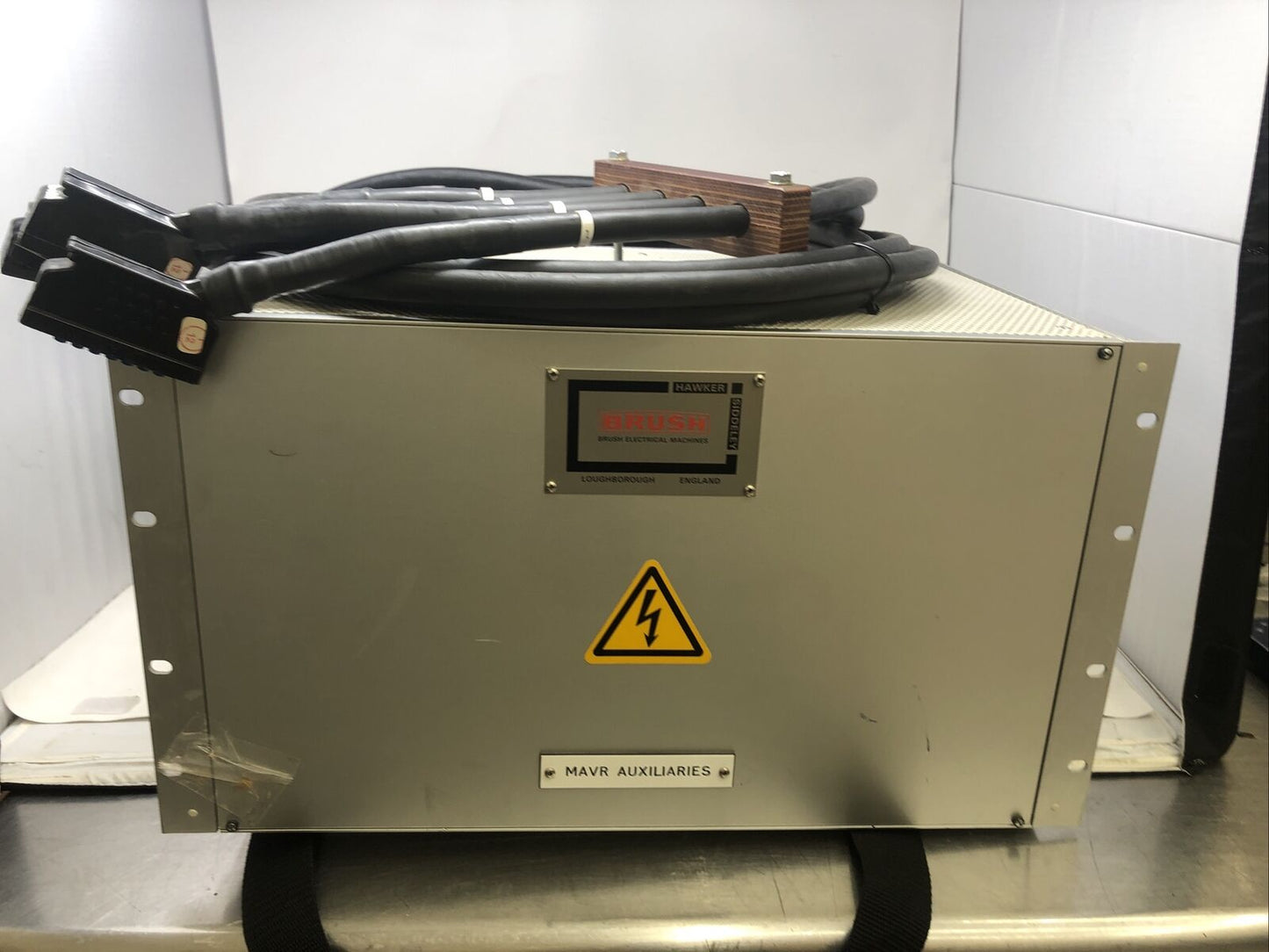 HAWKER SIDDLEY BRUSH MAVR AUXILLARIES CONTROL MODULE 29134970 - PREOWNED
