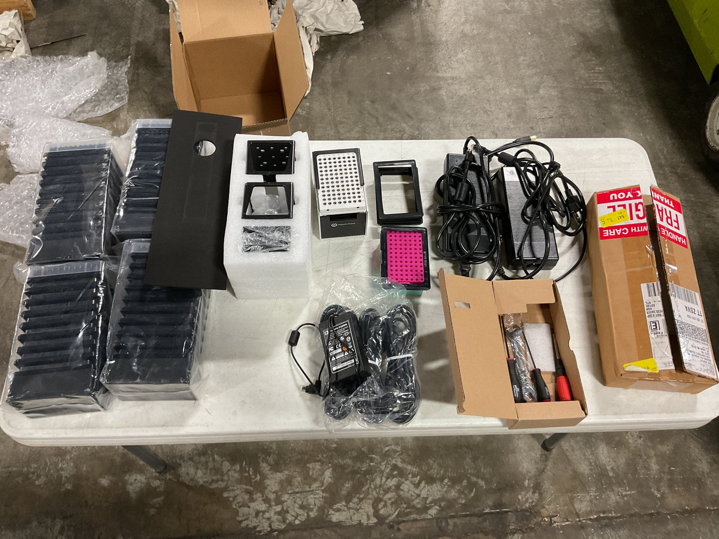 OPENTRONS LIQUID HANDLING PIPPETING ROBOT OT2 - NEW