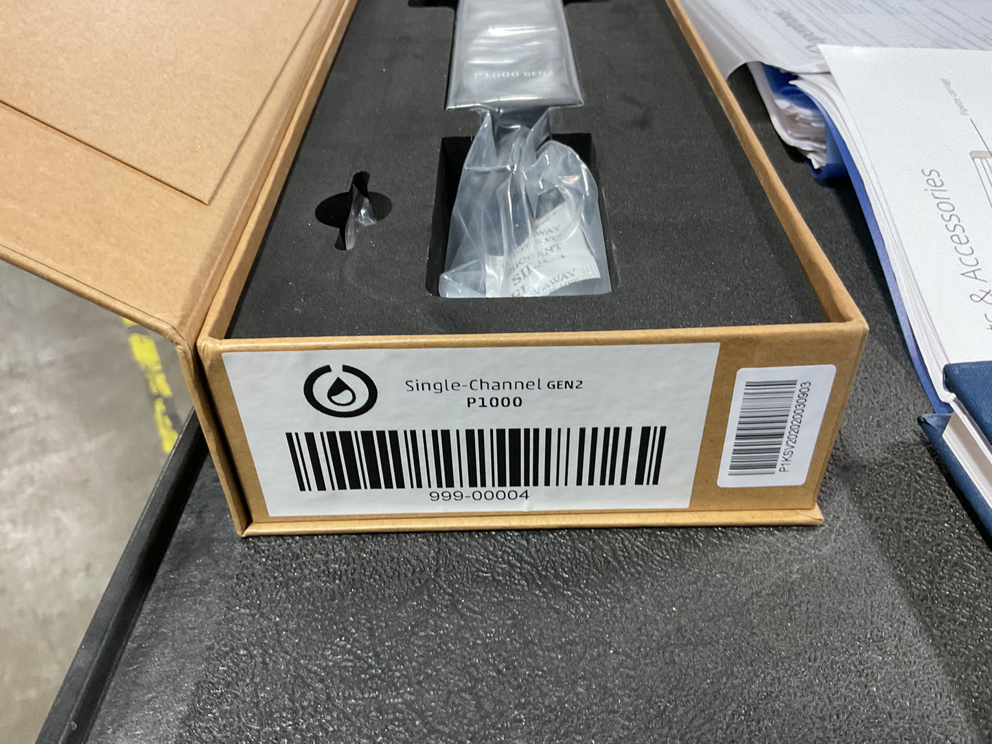 OPENTRONS LIQUID HANDLING PIPPETING ROBOT OT2 - NEW