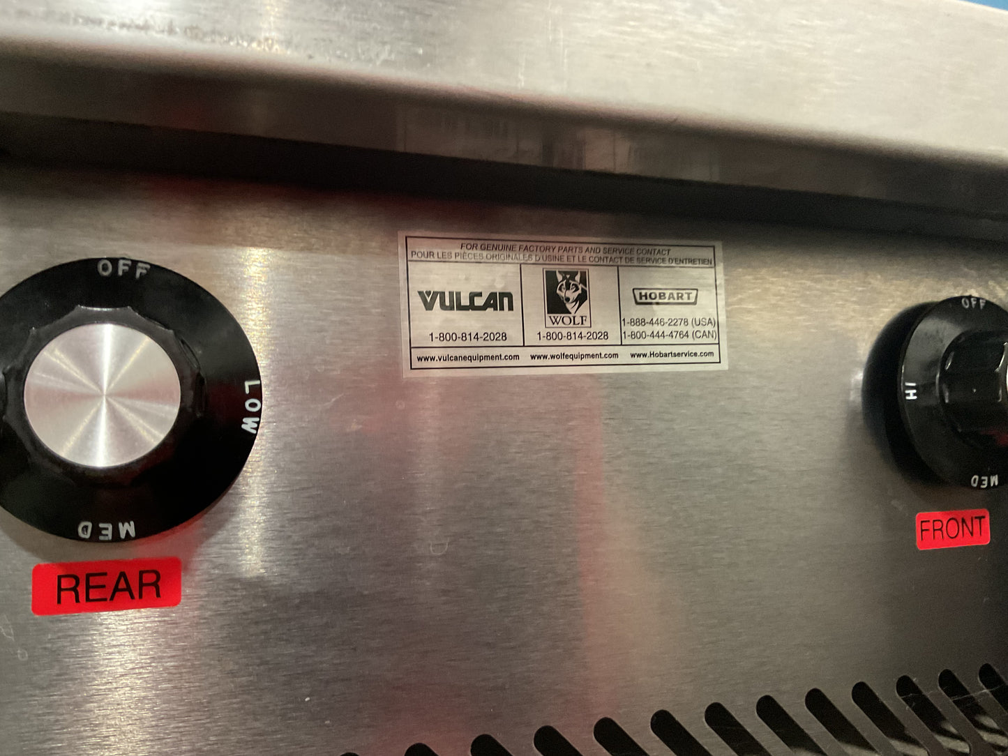 VULCAN ELECTRIC 60" RANGE 10 FRENCH PLATES W/ 2 OVENS EV60SS-10FP480- PREOWNED