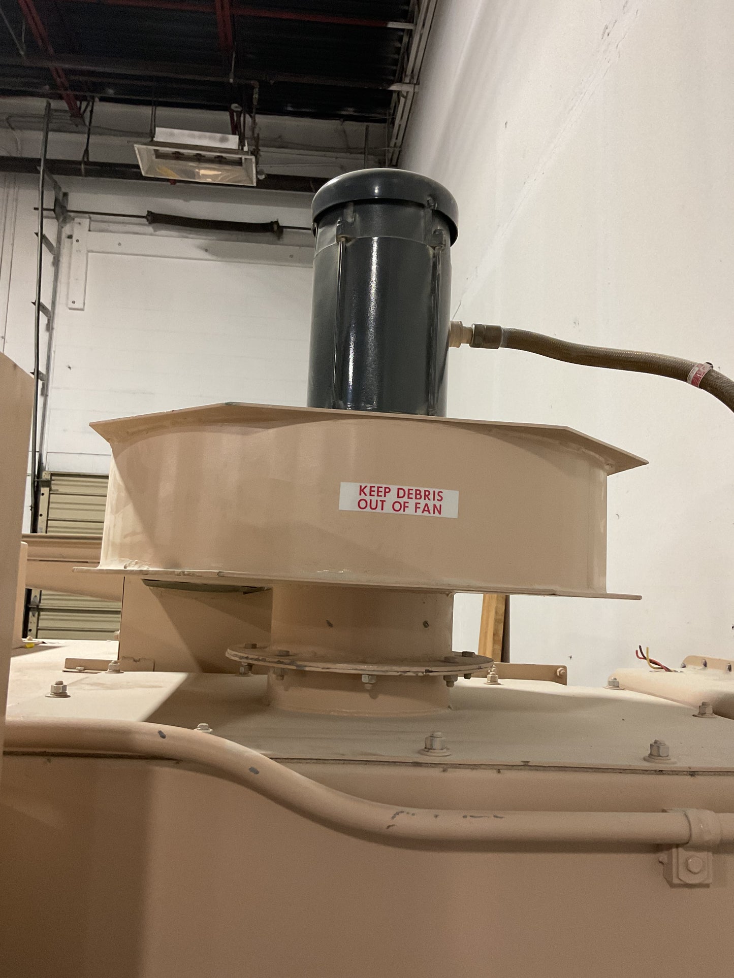 ABRASIVE BLAST SYSTEMS CABINET MACHINE 370501 - PREOWNED