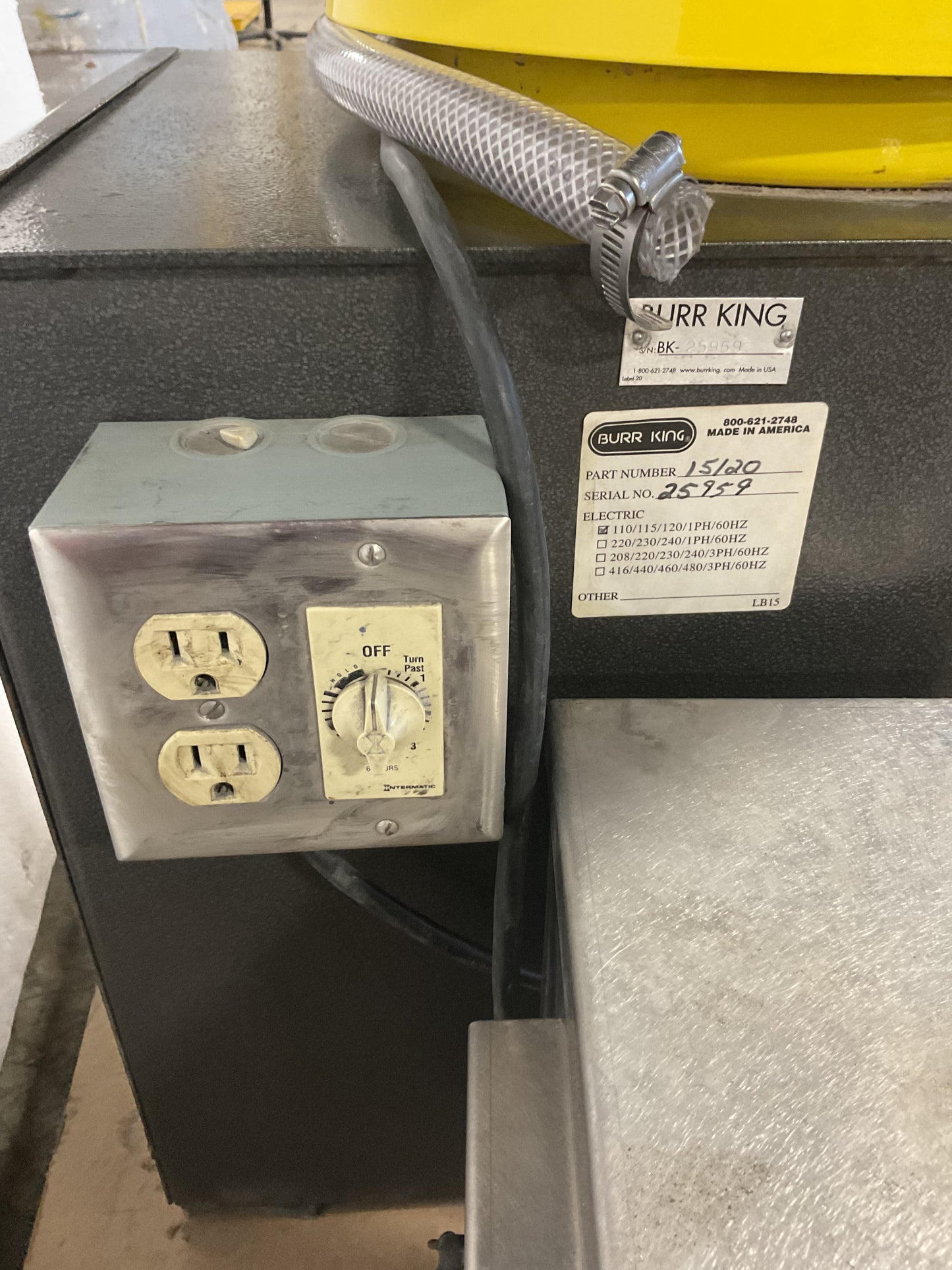 BURR KING 15 VIBRATORY FINISHER BK25959 - PREOWNED