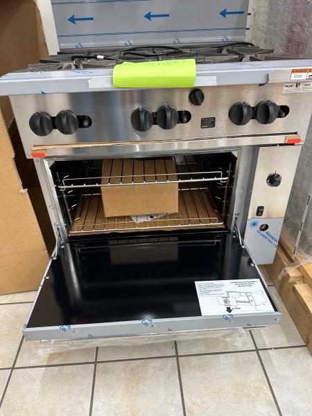 Vulcan NEW 36CF-6BN Large Commercial Gas Stove with Oven, 6 Open Top Burners and Cast Iron Grates