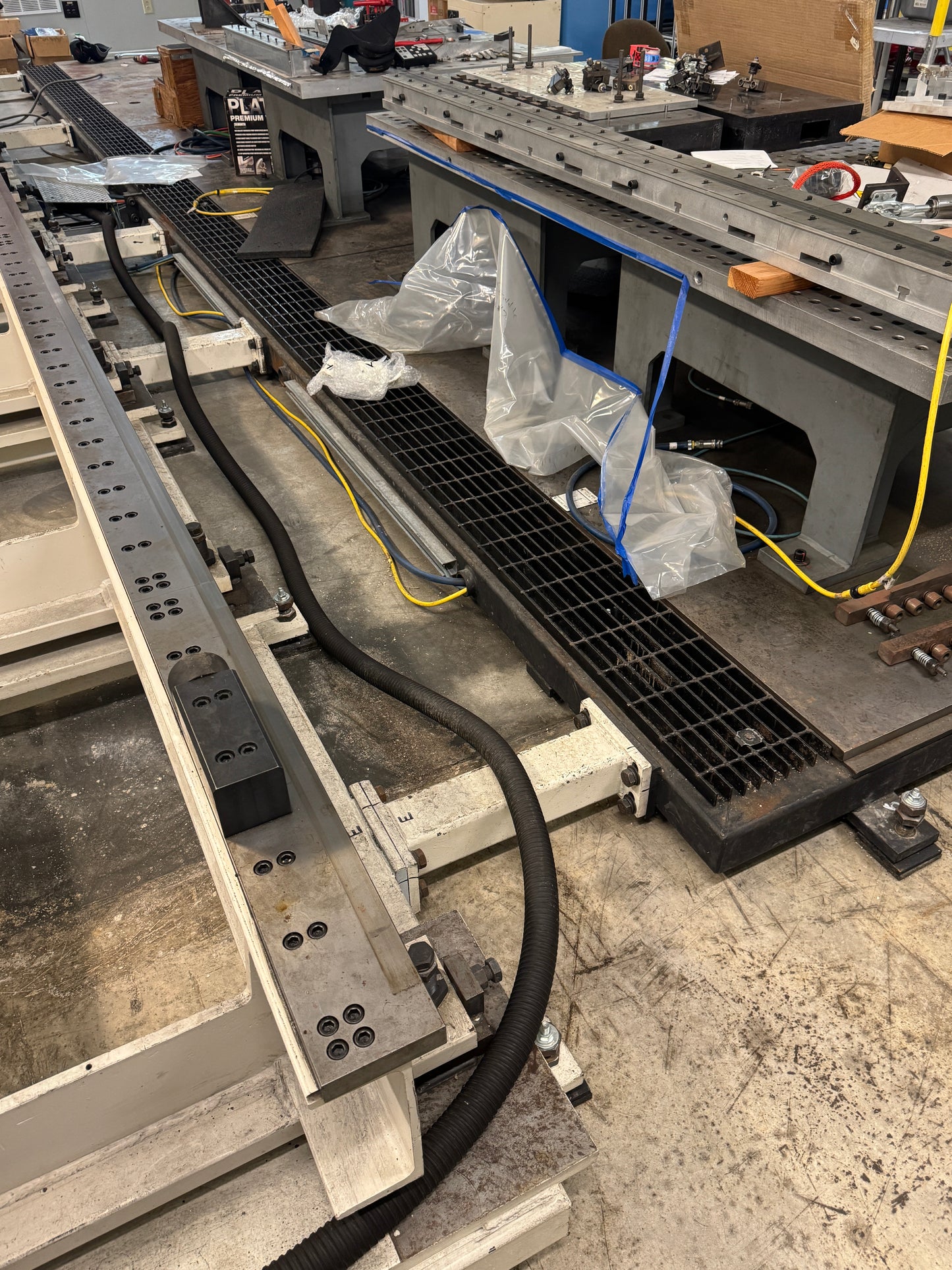 ABB LASER WELDING ROBOT SYSTEM IRB-6600-M-2004 + IPG LASER YLS-15000 -