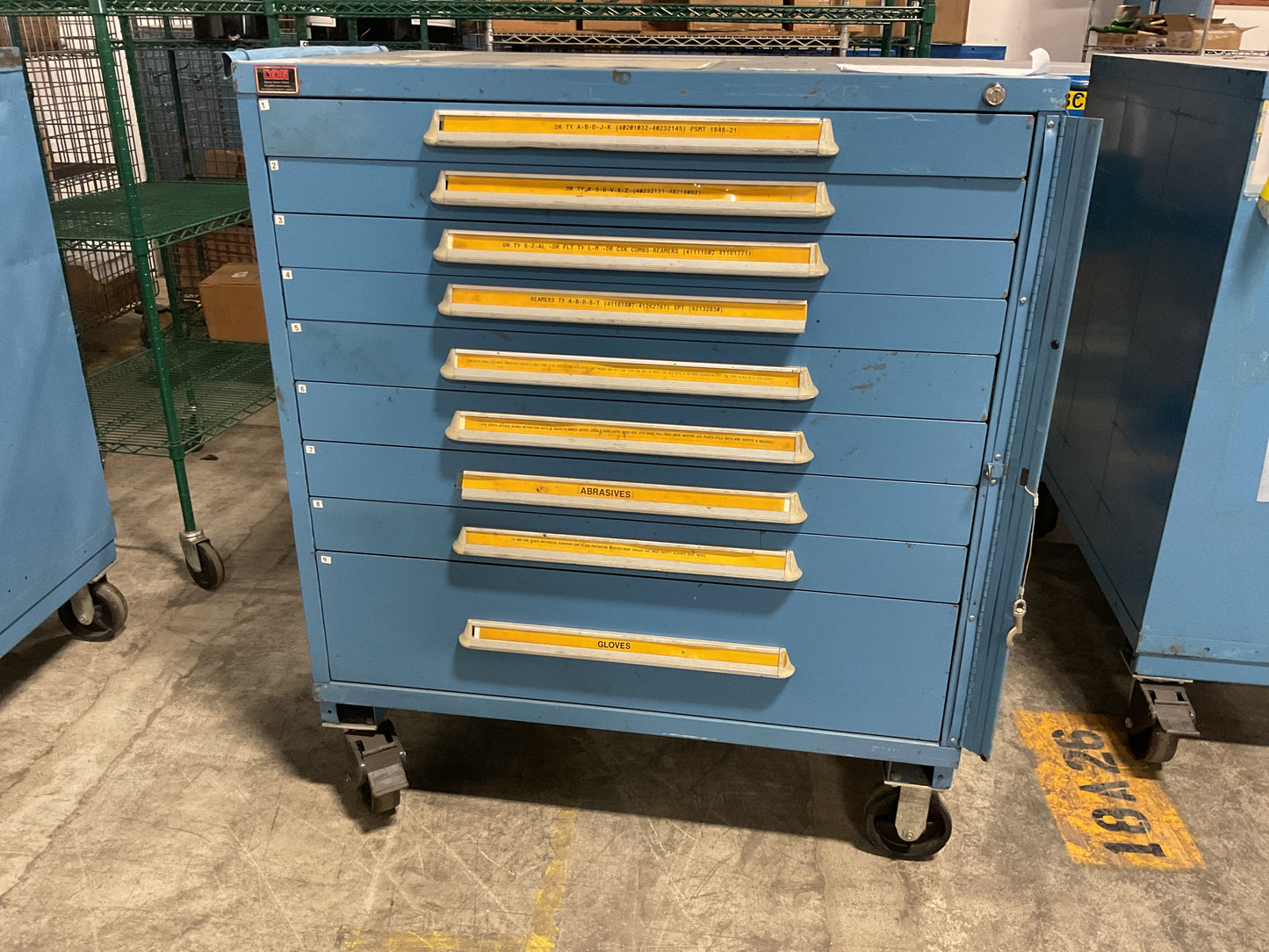 LYON WHEELED STORAGE CABINET TOOL BOX 9-DRAWER 45 X 28 X 50 STEEL BLUE USED 62
