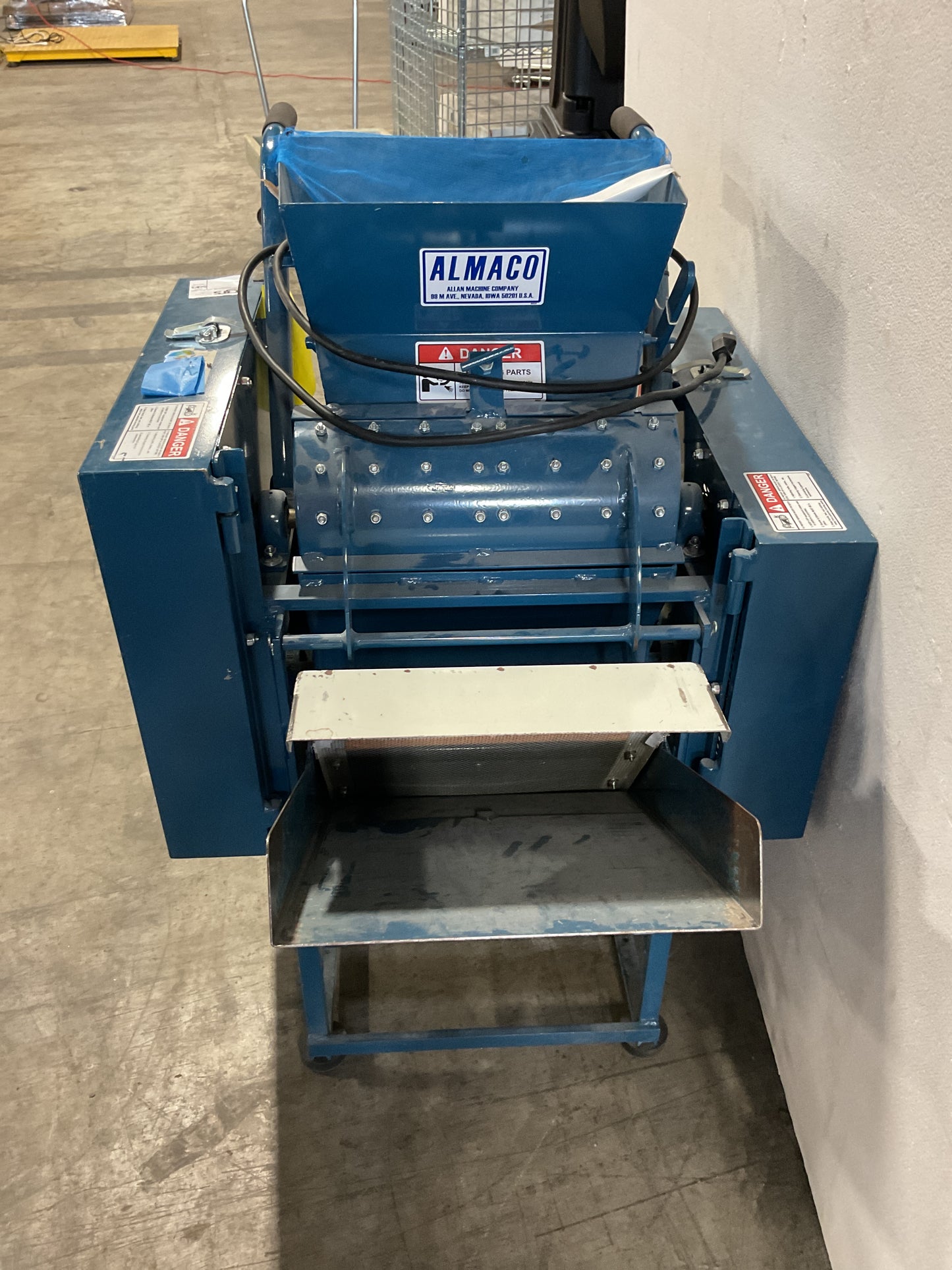 ALMACO SMALL BUNDLE THRESHER SEED THRESHING SBT-E -PREOWNED