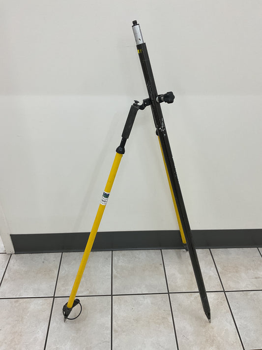 TRIMBLE SEILER TRIPOD FOR DIGITAL POSITIONING SYSTEMS TABLET - PREOWNED