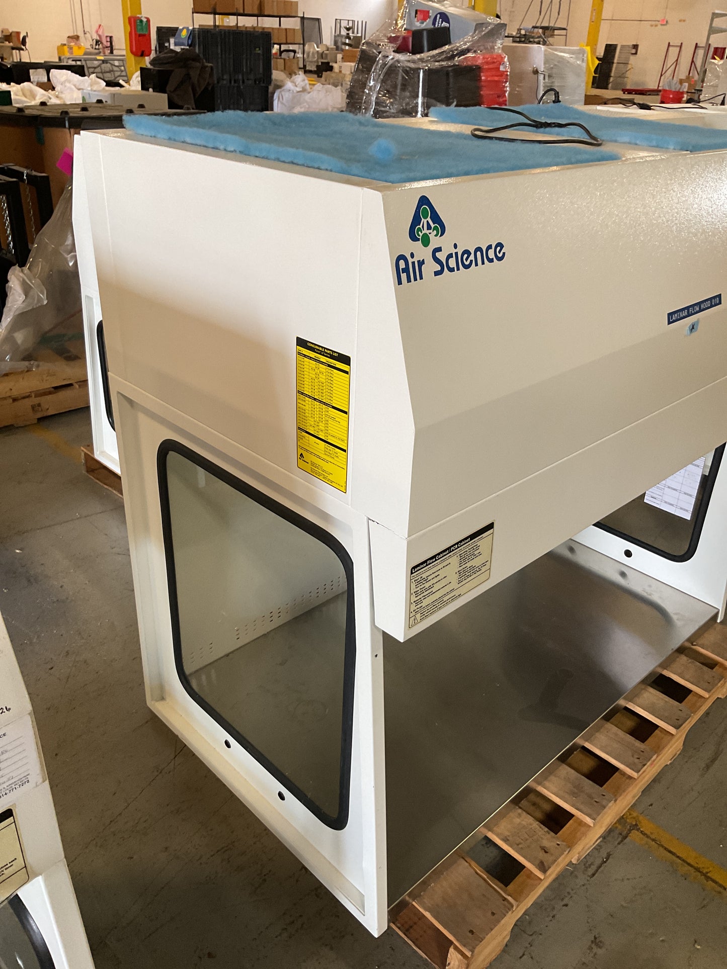 AIR SCIENCE LF SERIES LAMINAR FLOW HOOD VLF-48 #10 -PREOWNED