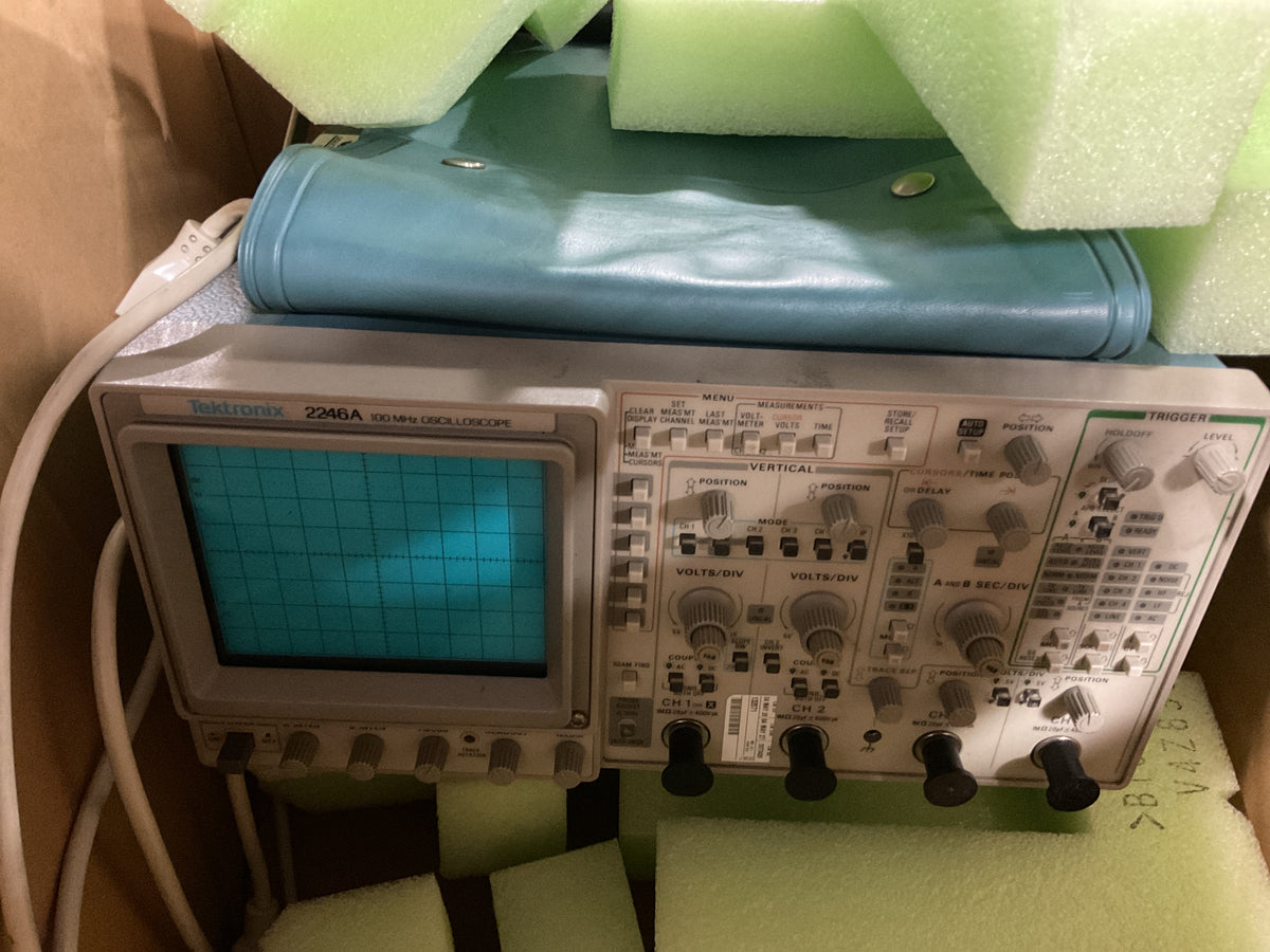 TEXTRONIX 2246A OSCILLOSCOPE 100mhz - PREOWNED