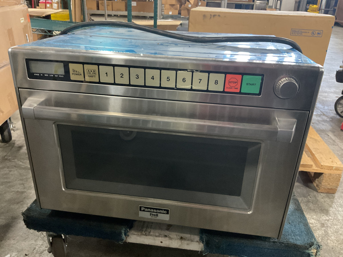 PANASONIC COMMERCIAL MICROWAVE OVEN NE-3280 - NEW