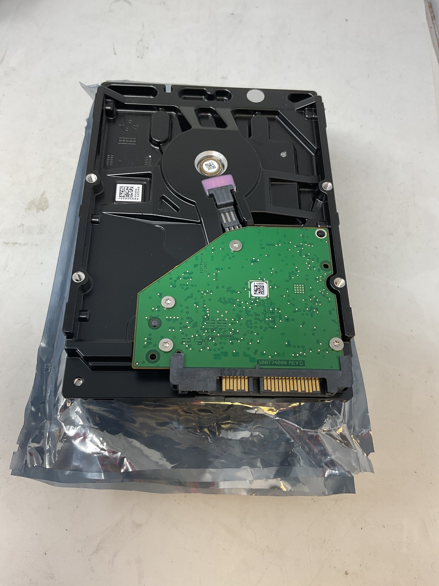SEAGATE IRONWOLF HARD DRIVE LOT OF 4 1TB SATA ST1000VN002 - PREOWNED