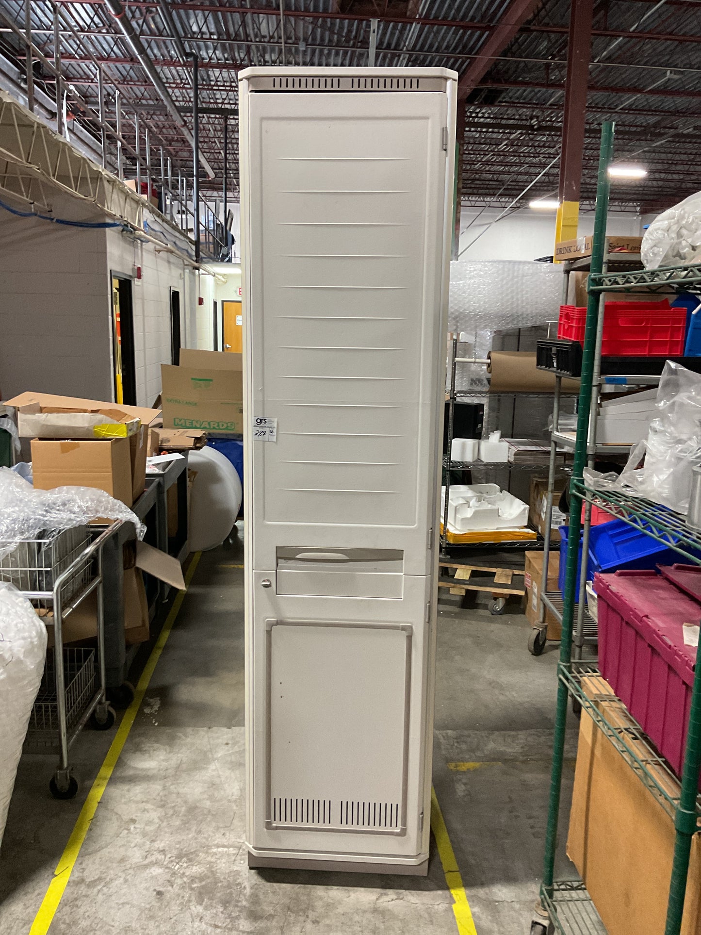 METRO STARSYS MEDICAL SUPPLY CABINET SXR - PREOWNED
