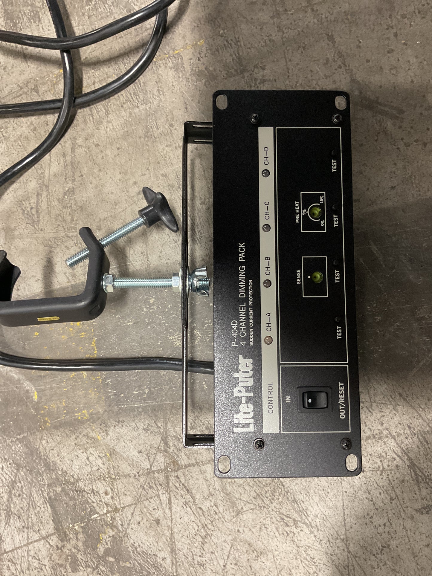 VINTAGE ADAM 4-LIGHT (4-PAR) STAGE LIGHTING, TRIPOD, ACCESSORIES - PREOWNED