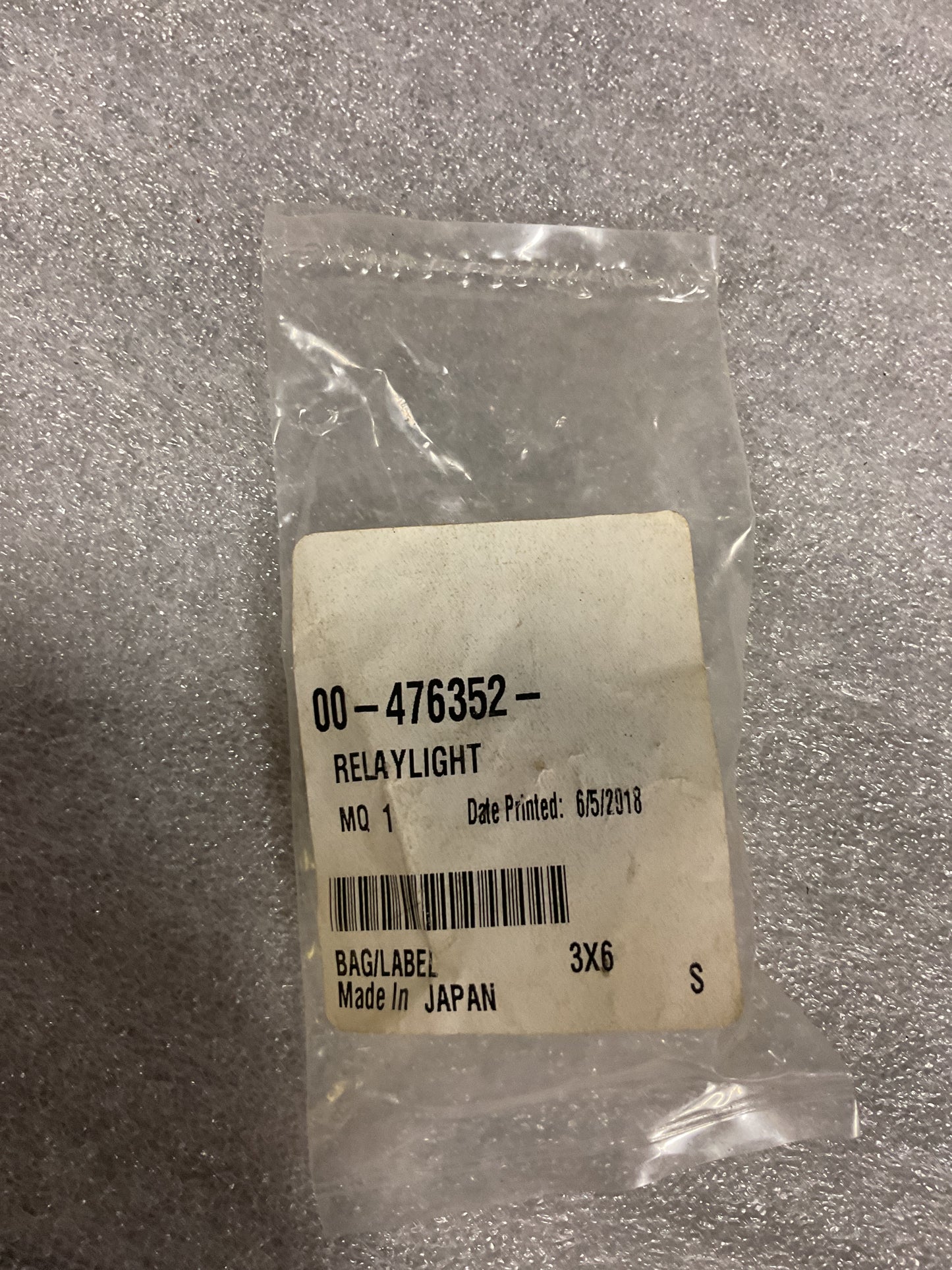 OMRON RELAY LIGHT MY4N 00-476352 - NOS