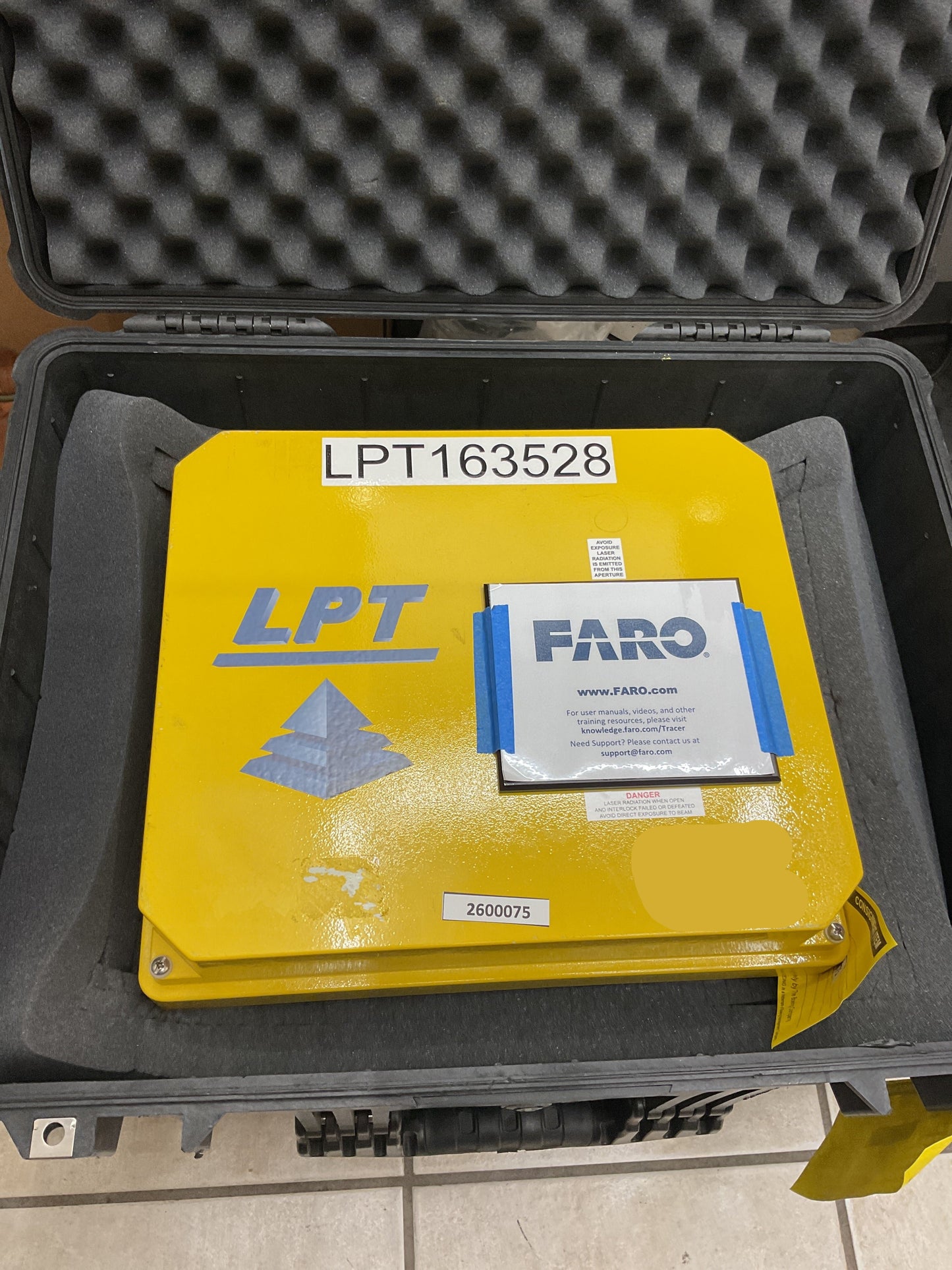 FARO LASER PROJECTOR LPT8 W/CASE - FOR PARTS