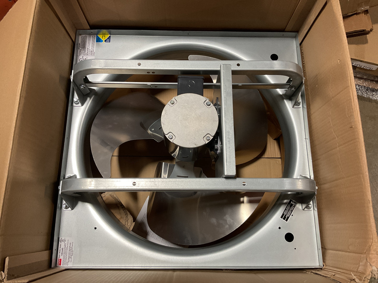 DAYTON 24” DIRECT DRIVE EXHAUST FAN 3PH 10E048D -NEW