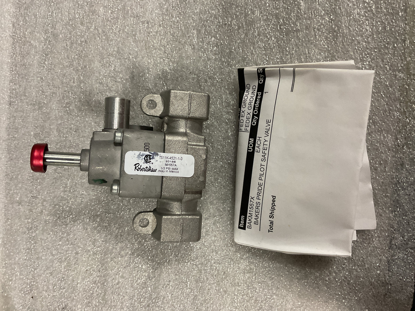 ROBERTSHAW PILOT SAFETY VALVE TS11K-4521-1-0 - NOS