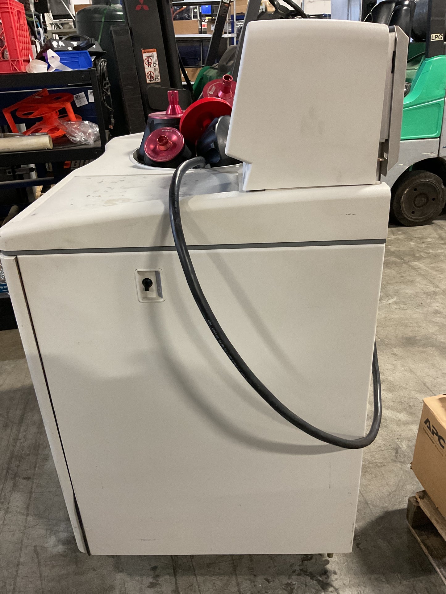 Beckman Coulter Ultracentrifuge L-90K -Preowned