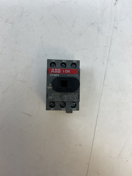 ABB OT40F3 SWITCH DISCONNECTOR - PREOWNED