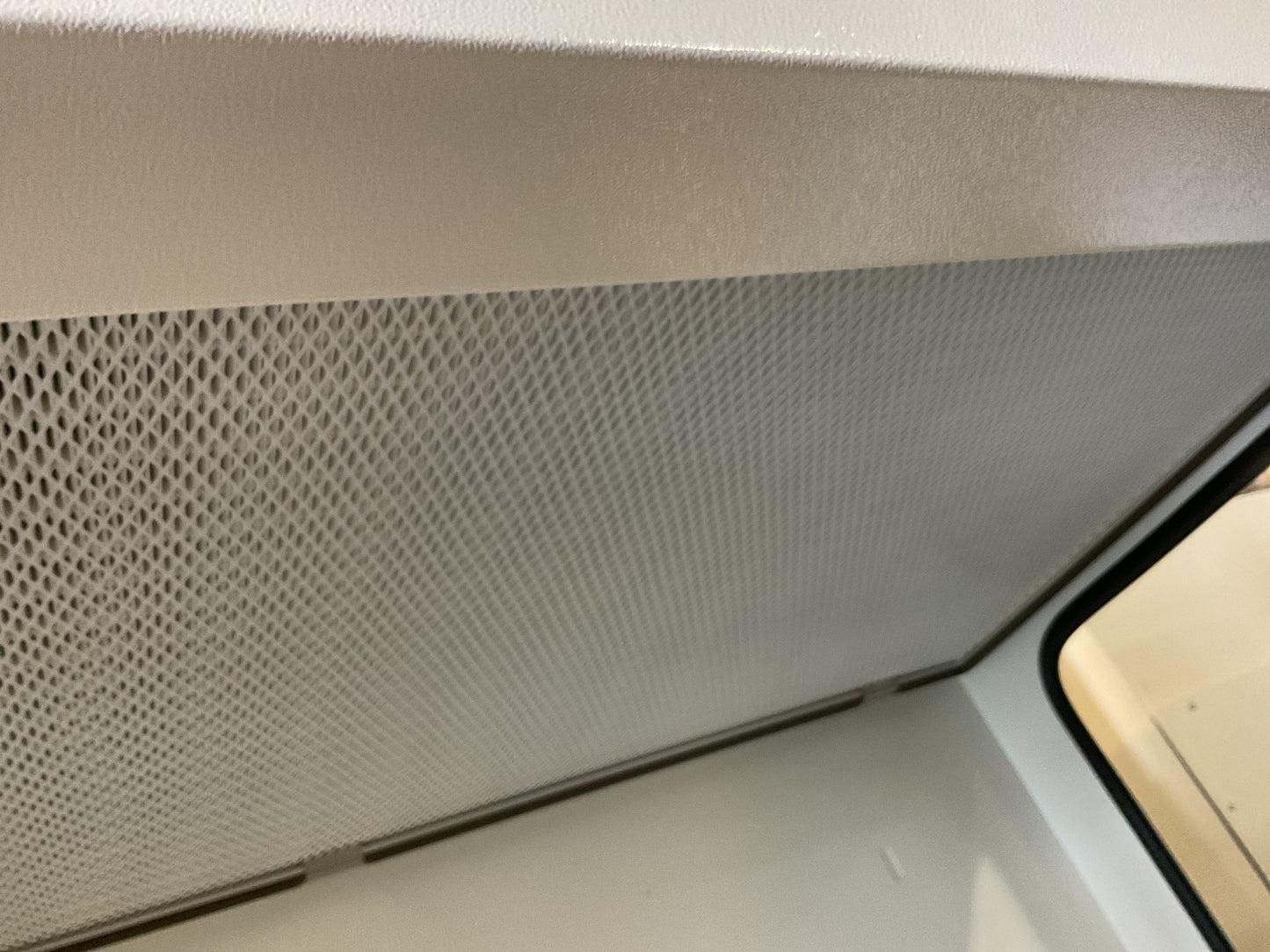 AIR SCIENCE LF SERIES LAMINAR FLOW HOOD VLF-48 #10 -PREOWNED