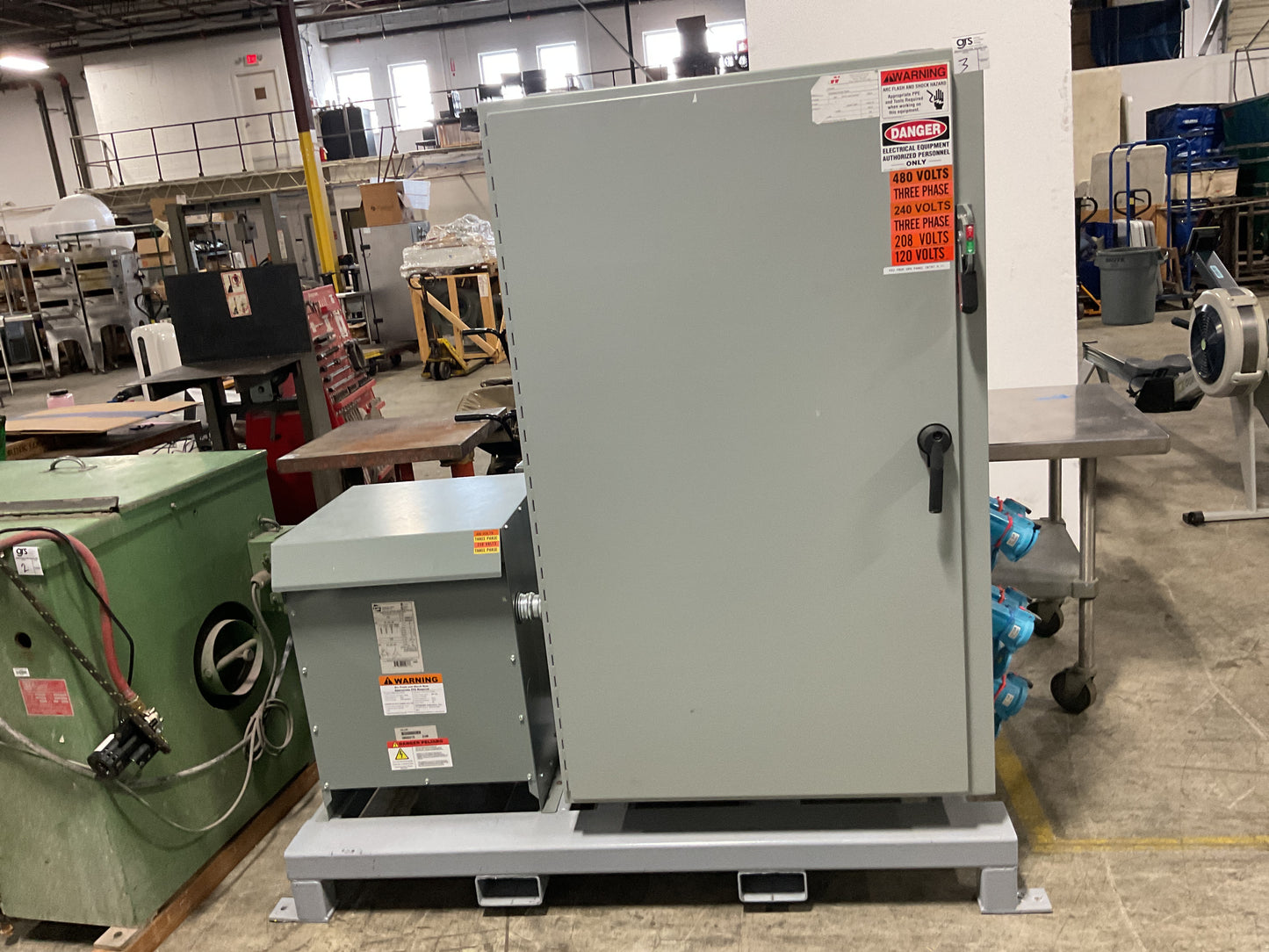 HAMMOND POWER SOLUTION THREE PHASE DRY TYPE TRANSFORMER 45KVA 480V SYSTEM -PREOWNED SURPLUS