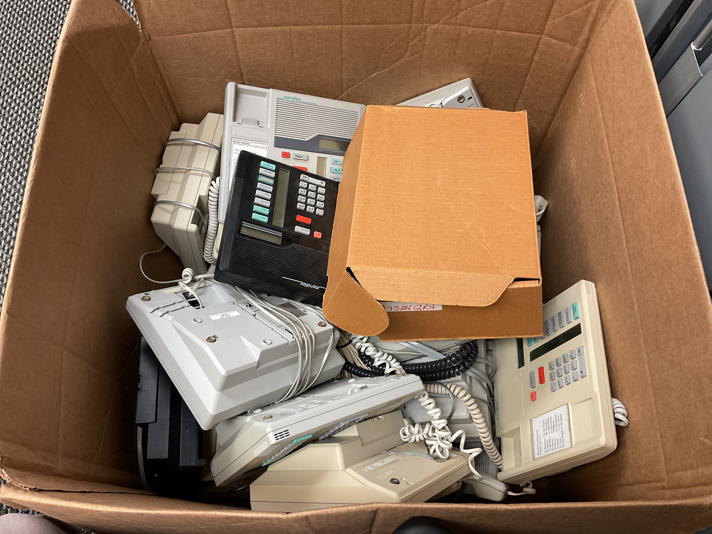 NORTHERN TELECOM MERIDIAN PHONE SYSTEM NT5B01 - PREOWNED